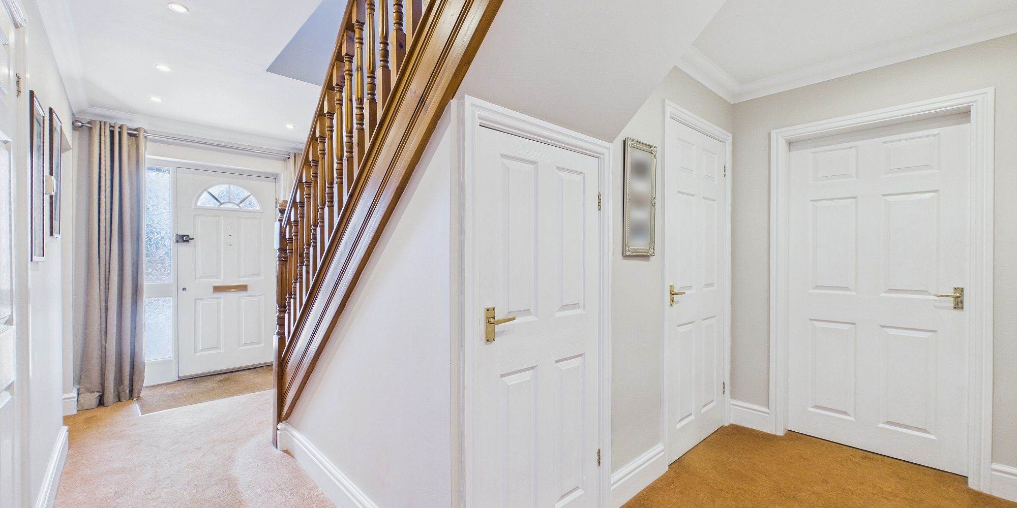 Chester Road, Broughton, CH4