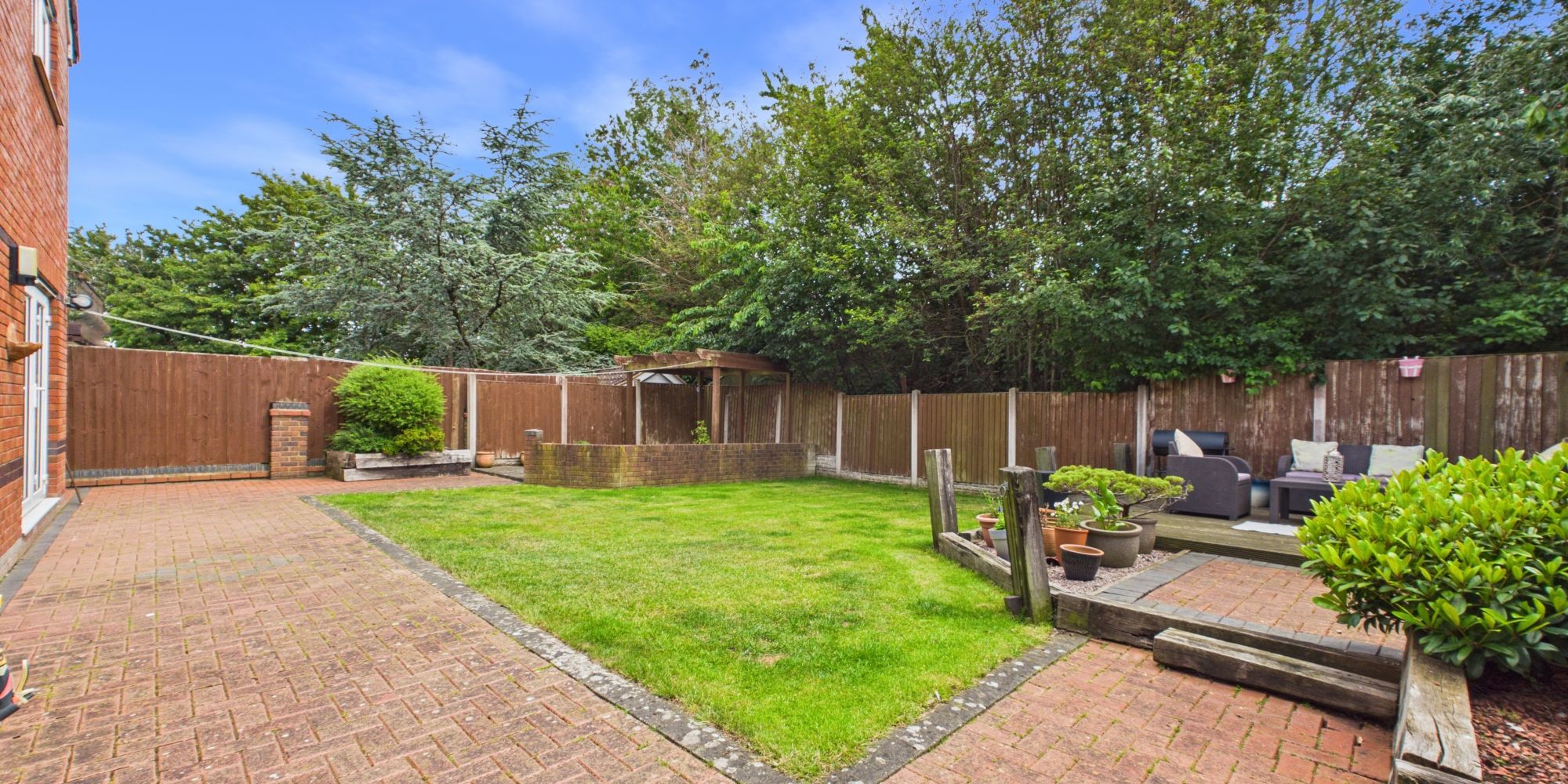 Chester Road, Broughton, CH4
