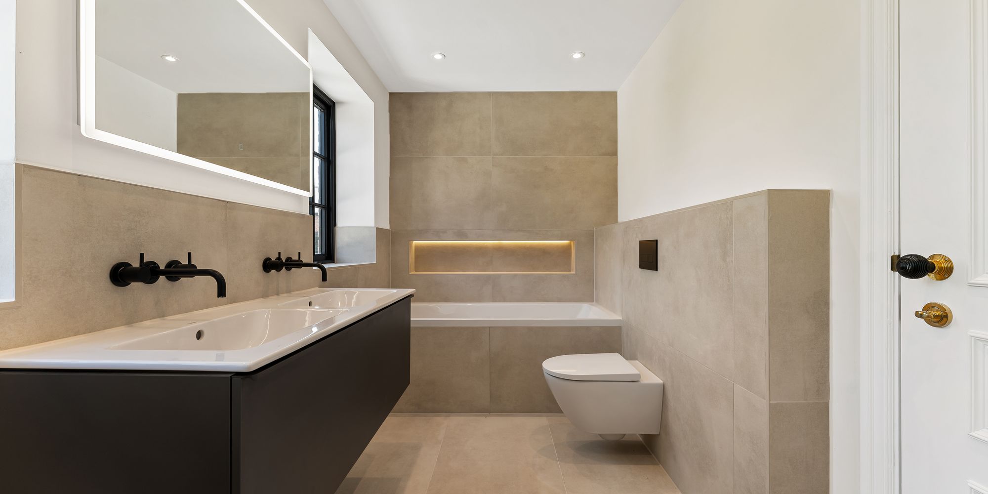 Aldford Road, Huntington, CH3