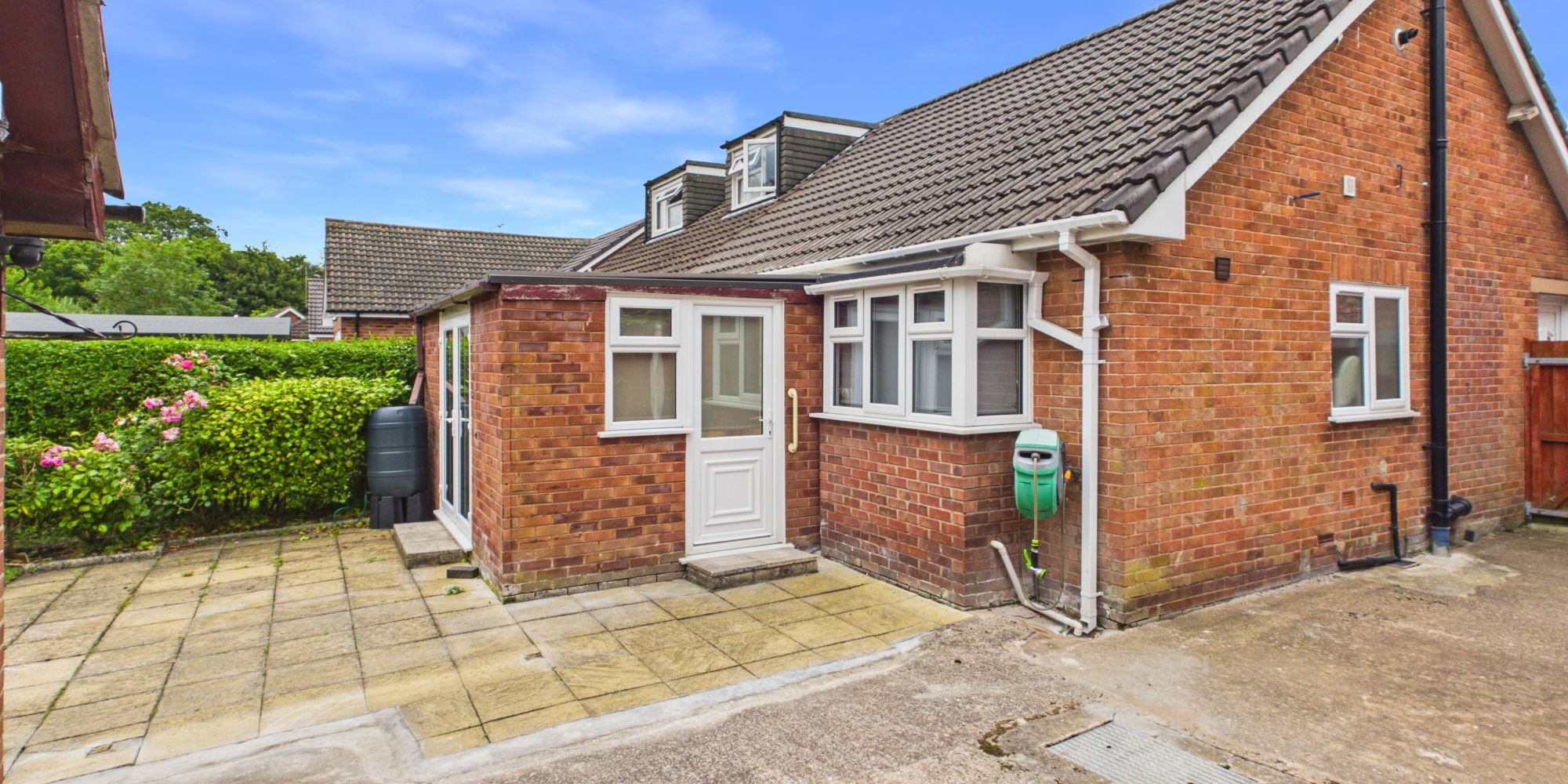 Grove Gardens, Littleton, CH3