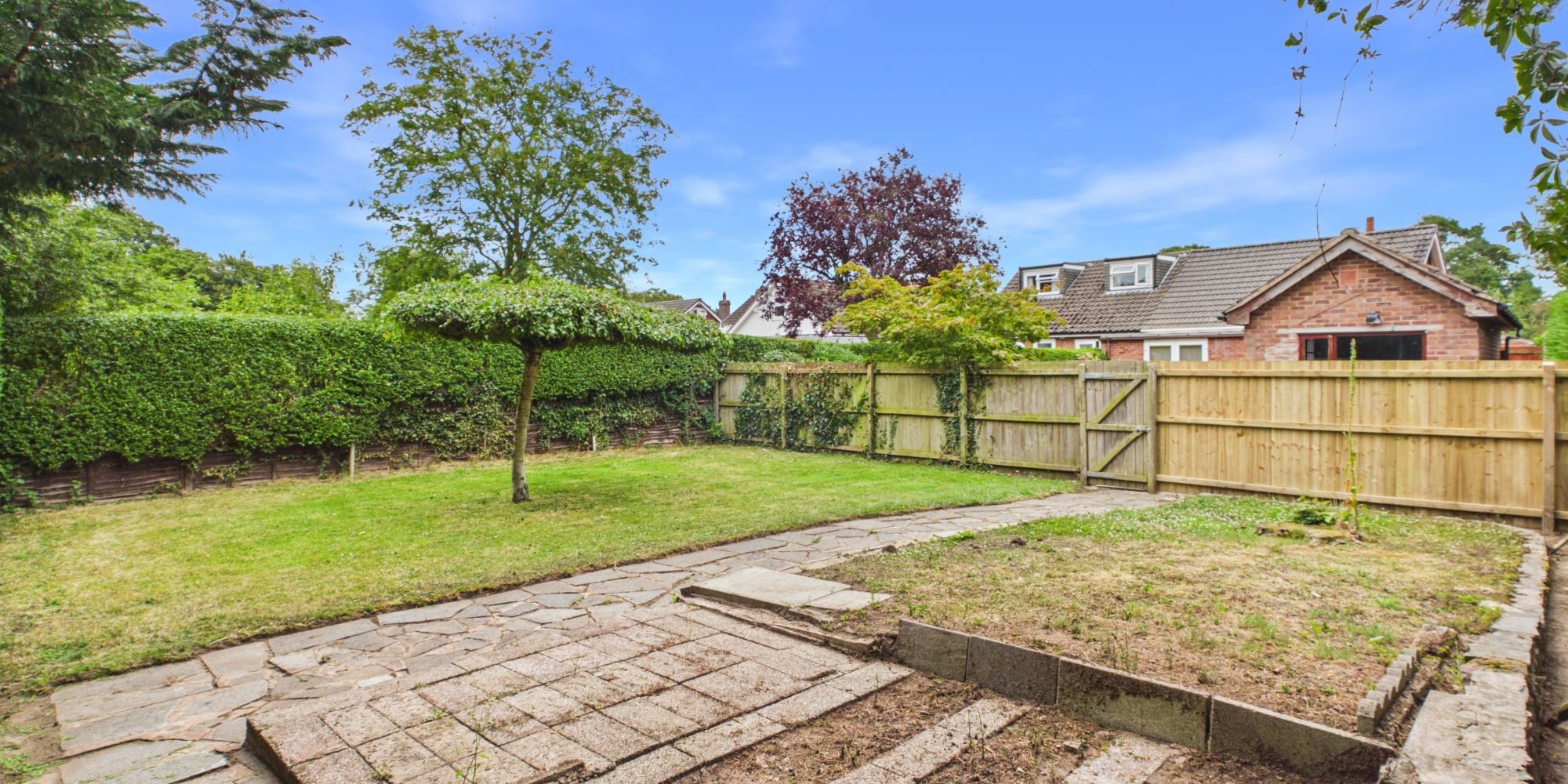 Grove Gardens, Littleton, CH3
