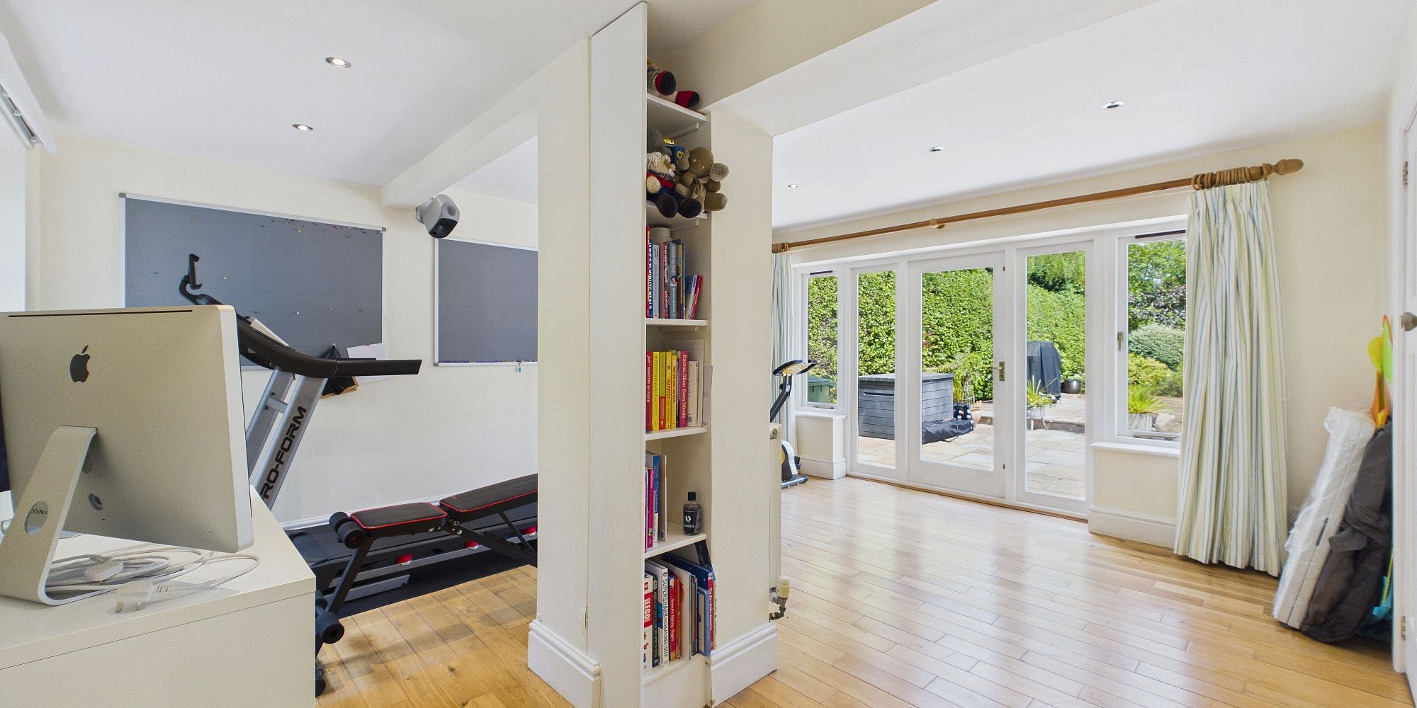Carrick Road, Curzon Park, CH4
