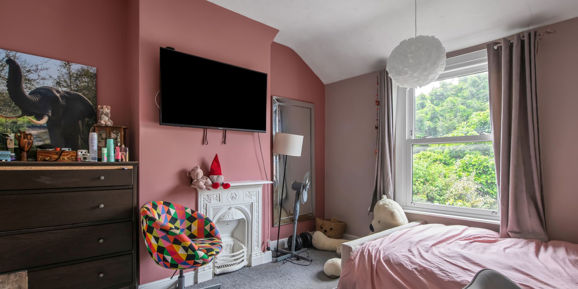 image representing Elm Drive, Carlton, NG4