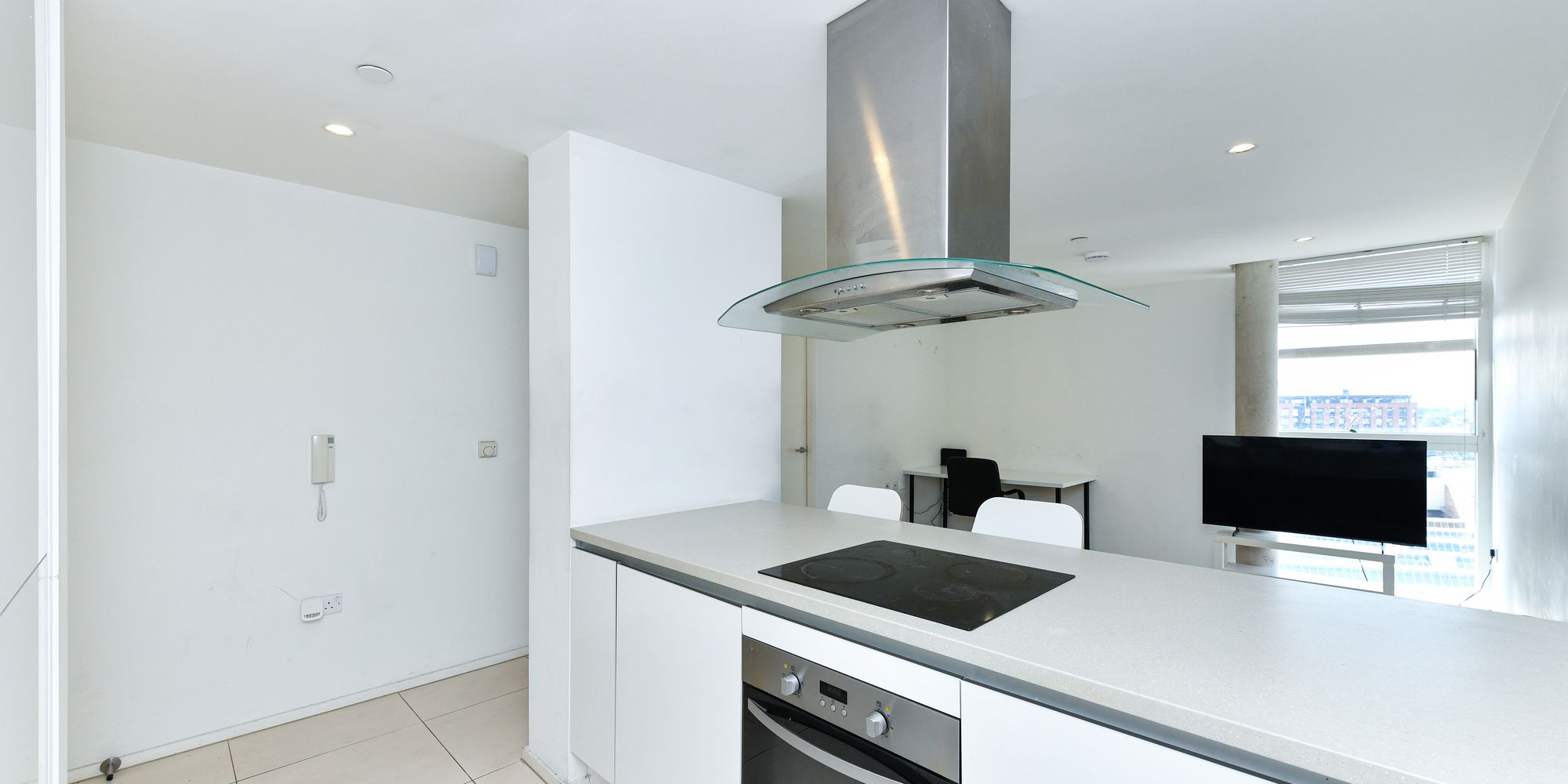 image representing Canal Street, Nottingham One Tower, NG1