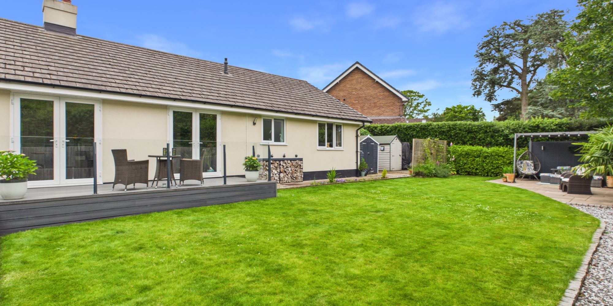 Manor Park, Great Barrow, CH3