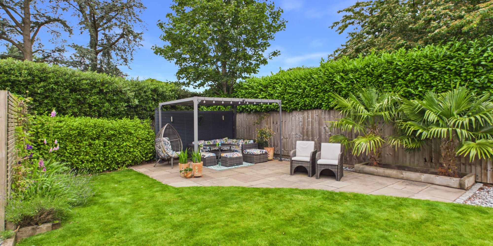 Manor Park, Great Barrow, CH3