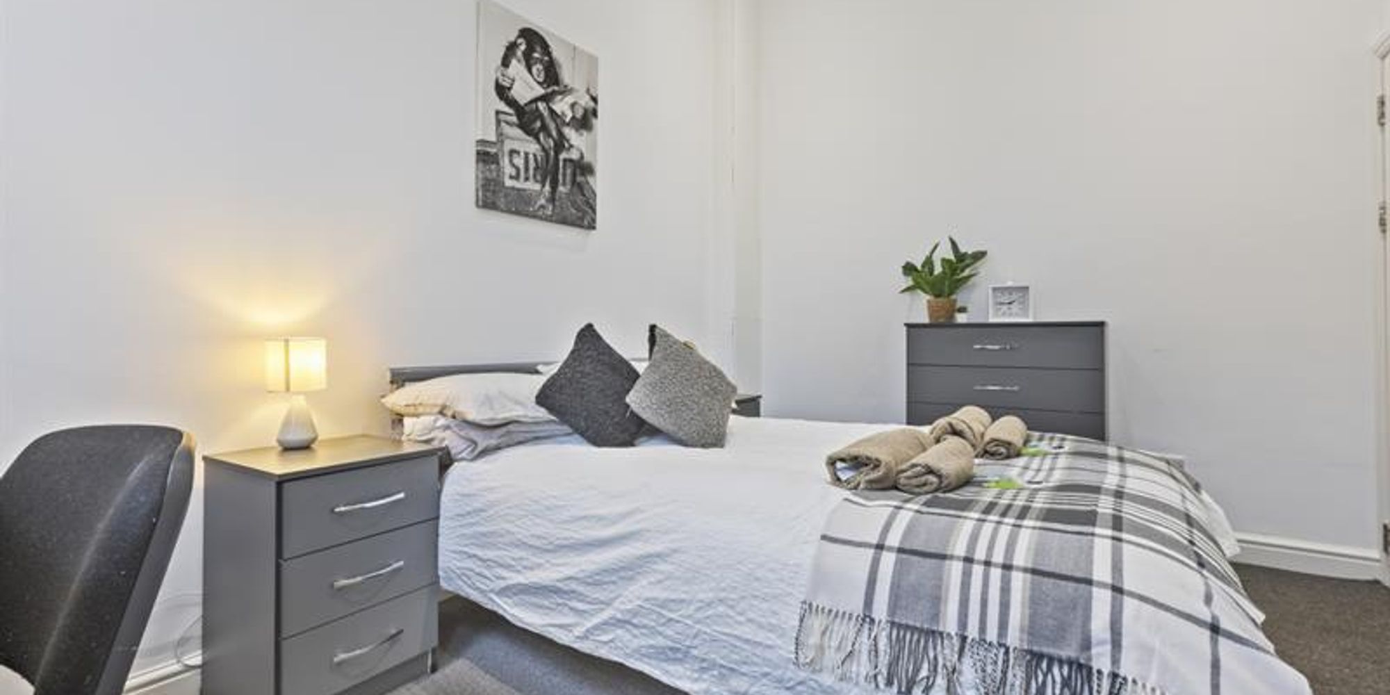 image representing North Sherwood Street, Nottingham, NG1