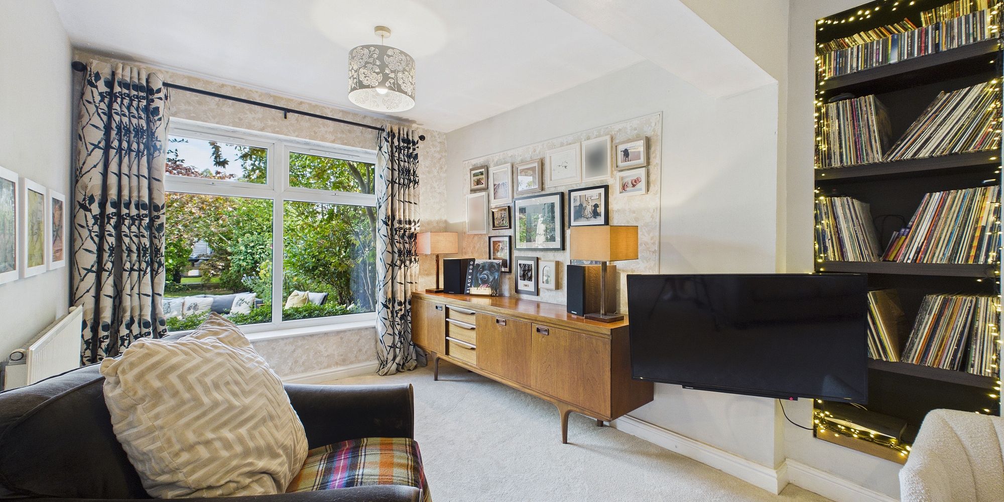 Oakfield Drive, Upton, CH2