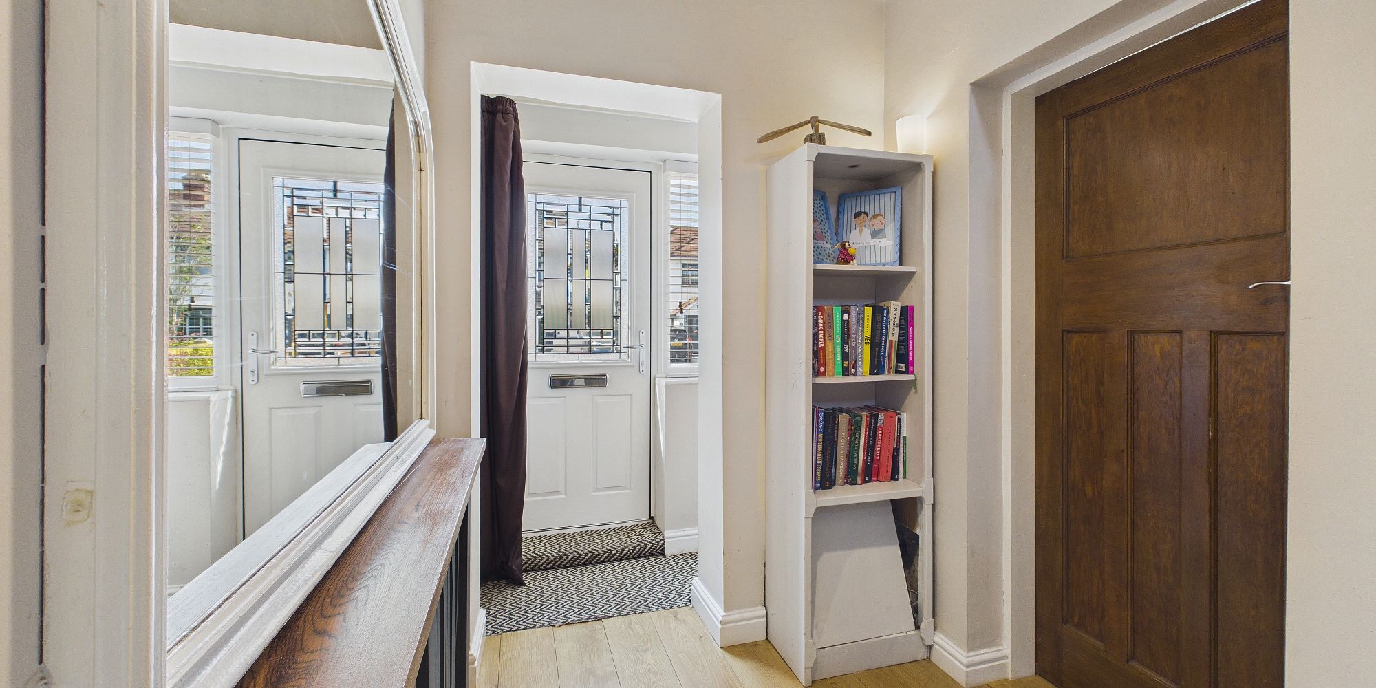 Oakfield Drive, Upton, CH2