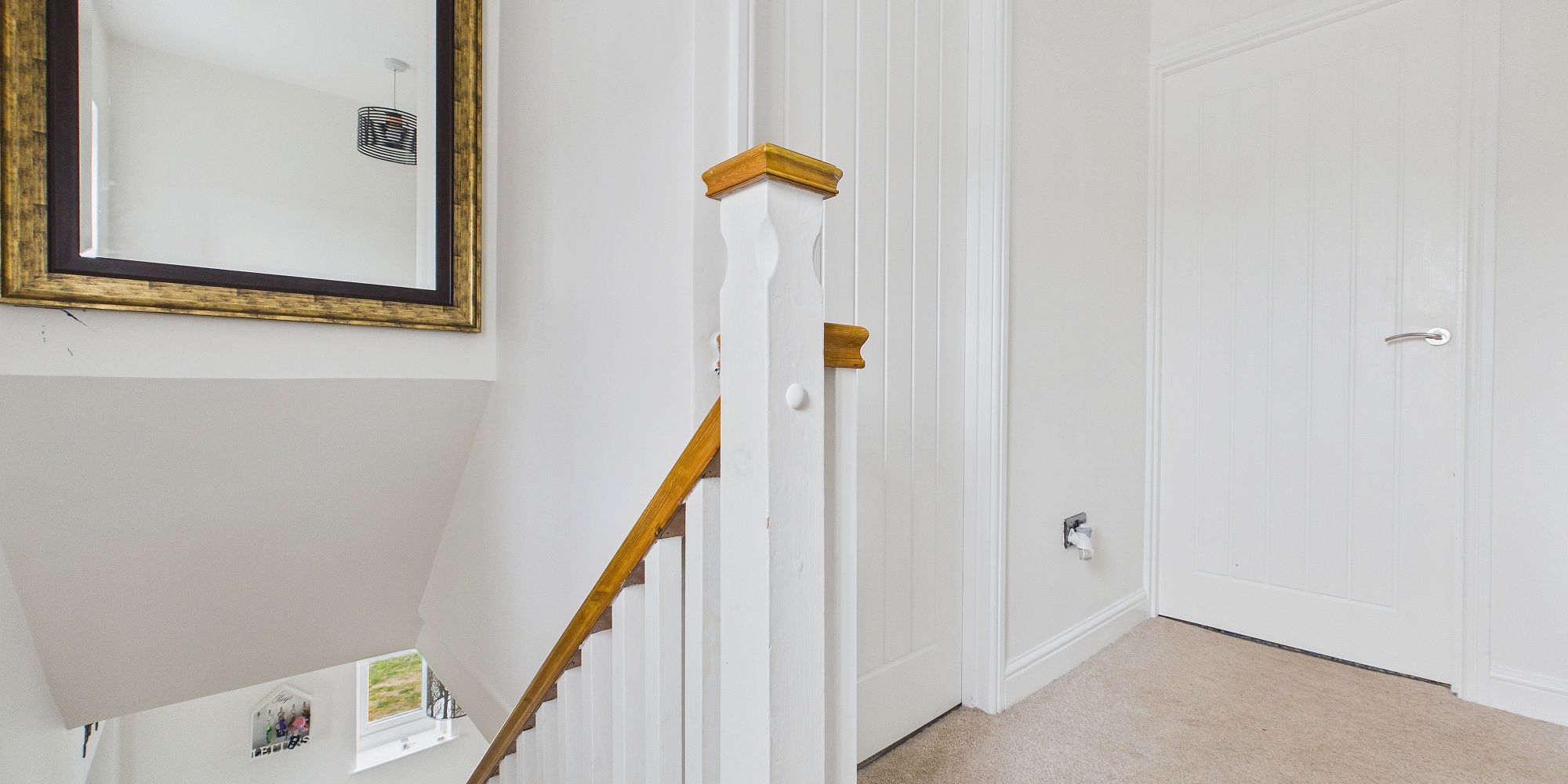 Queens Crescent, Upton, CH2
