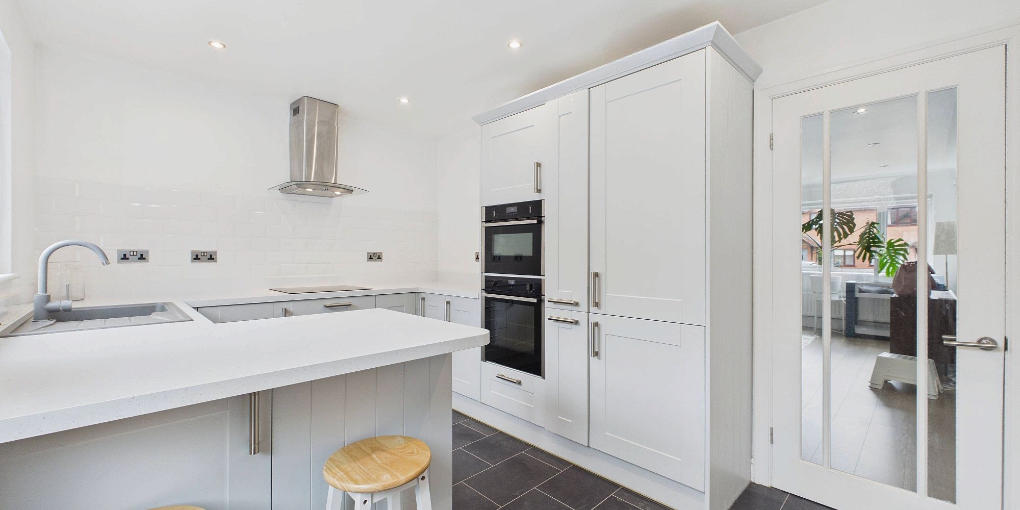 Pipers Court, Hoole, CH2