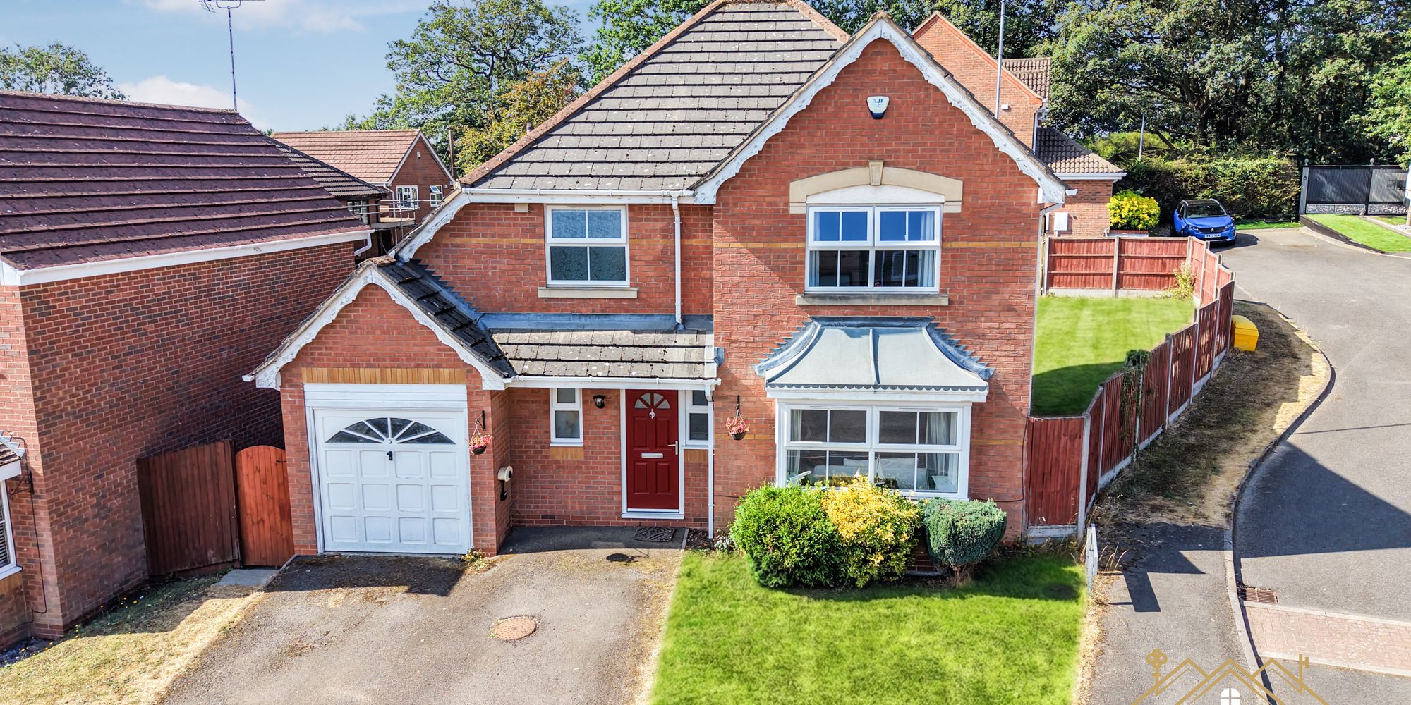 5 Mulberry Way, Hartshill, CV10 0XD