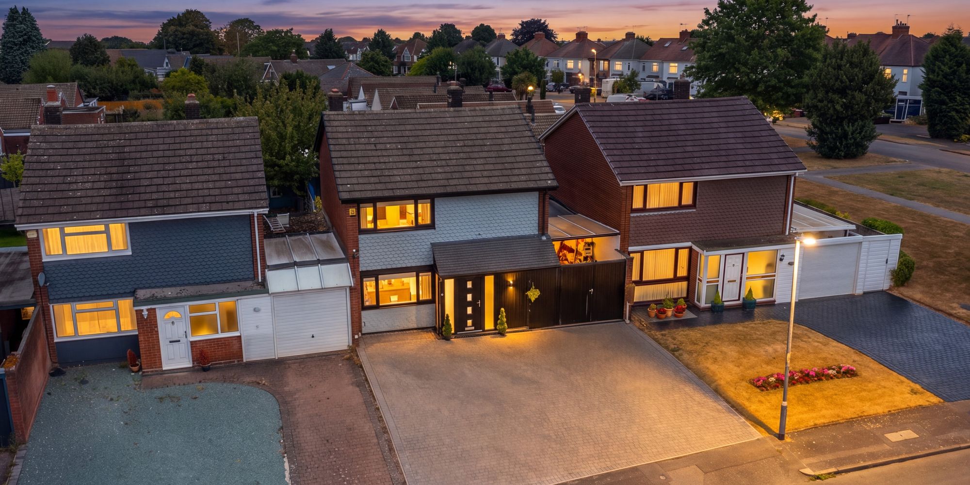32 Hoylake Close, Nuneaton, CV11 6NJ