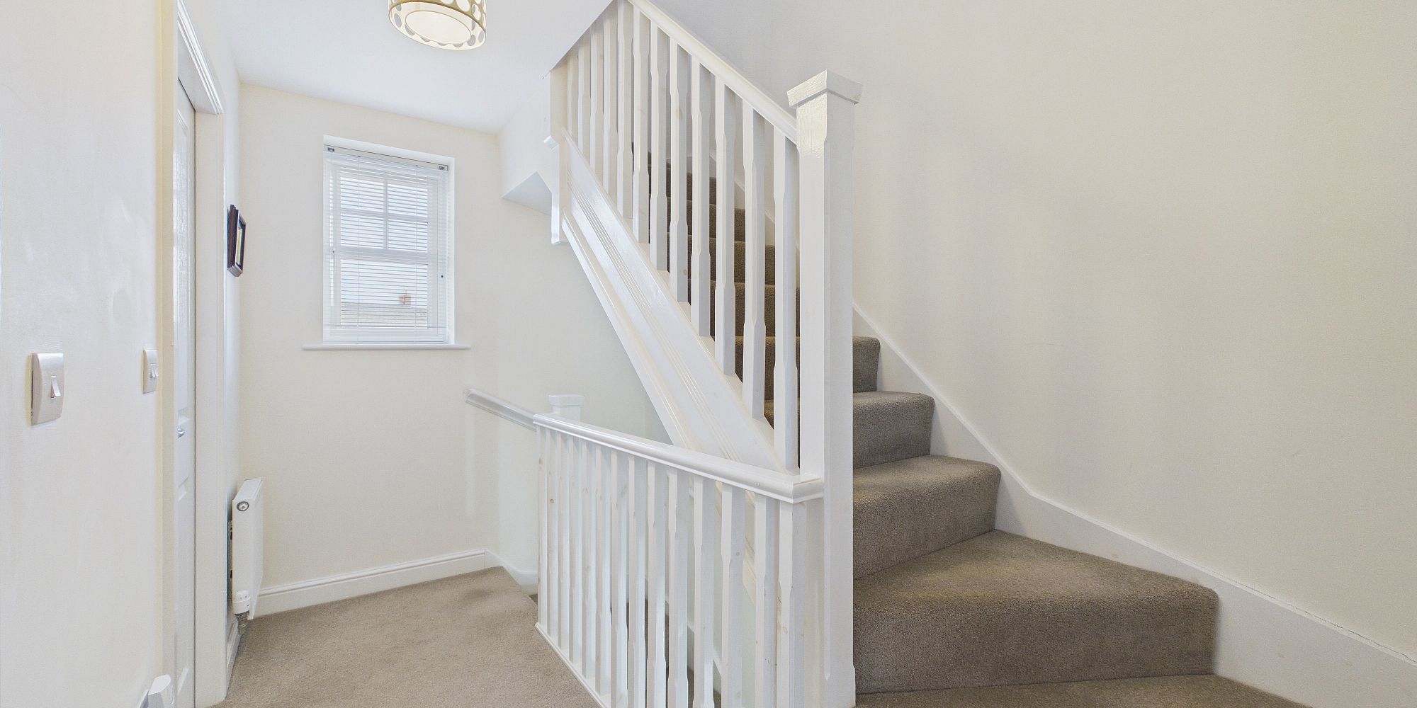 Upton Grange, Upton, CH2