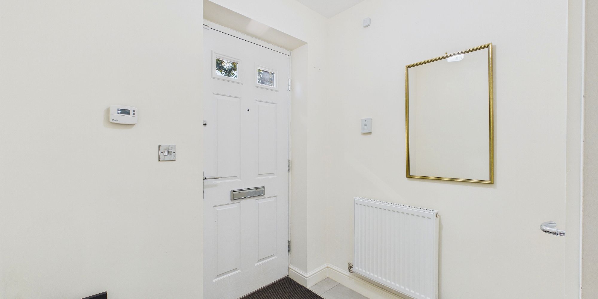 Upton Grange, Upton, CH2