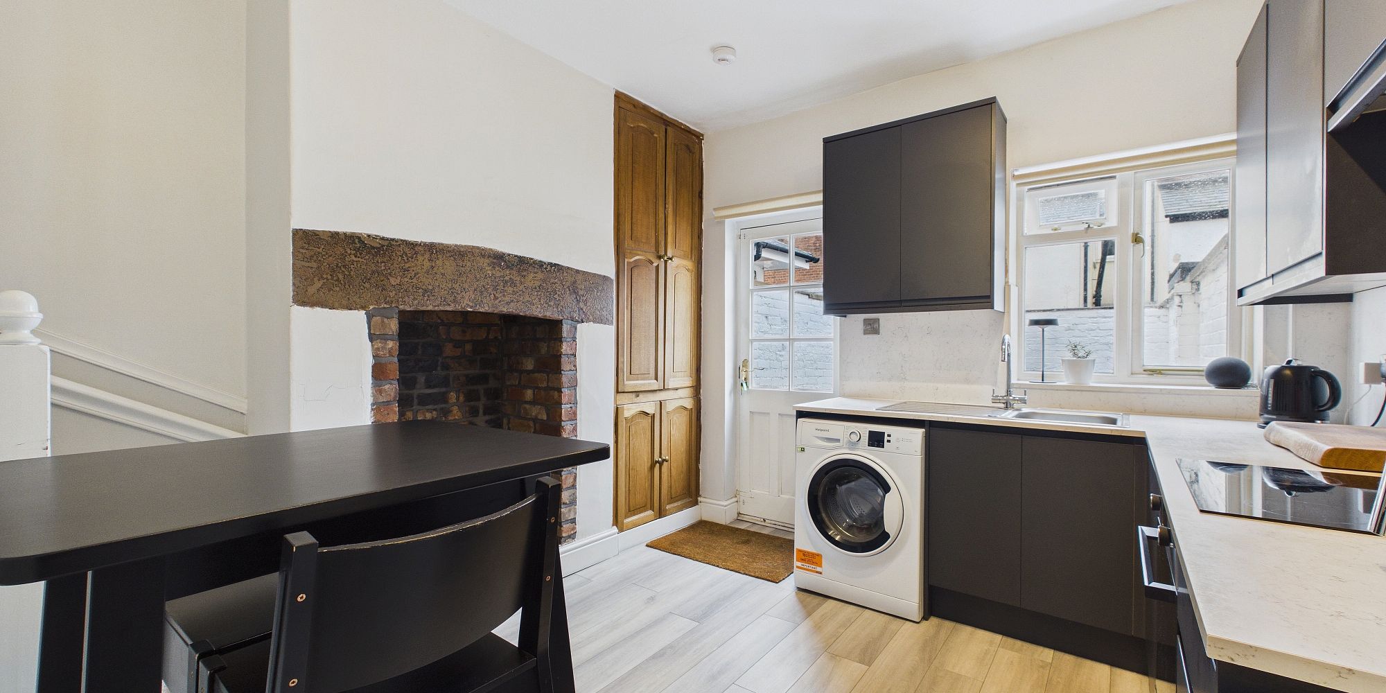 Cornwall Street, Newtown, CH1
