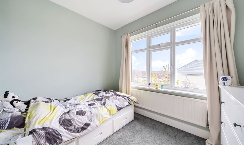 The Greenway, Epsom, KT18