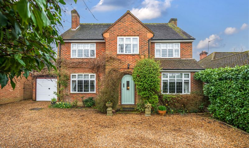 West Farm Avenue, Ashtead, KT21