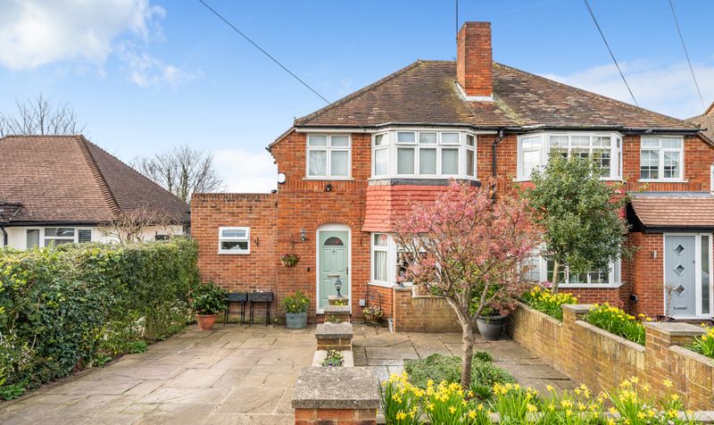 Chapel Way, Epsom, KT18