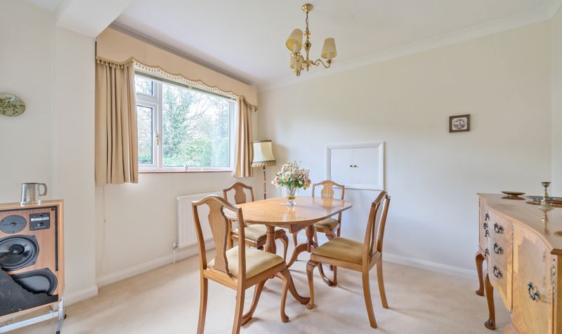 Paddocks Way, Ashtead, KT21