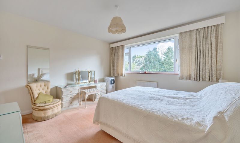 Paddocks Way, Ashtead, KT21