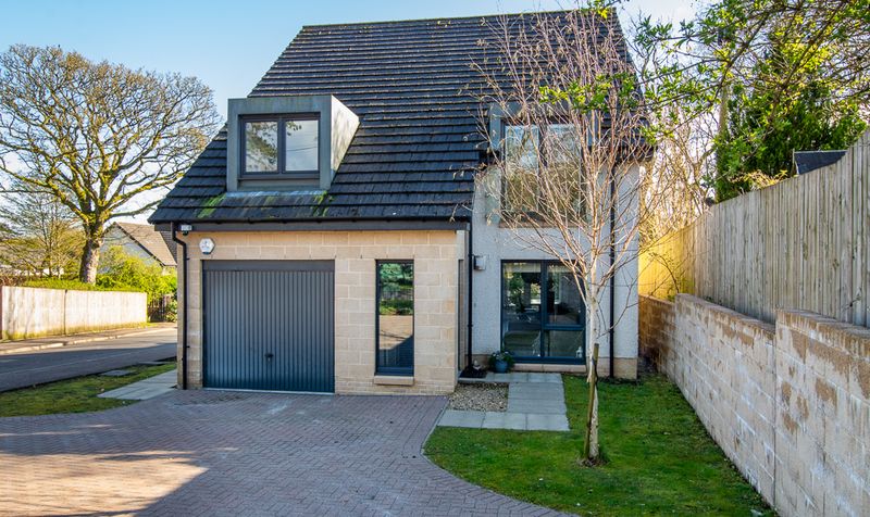 2 Cottonmill Drive, Milton Of Campsie