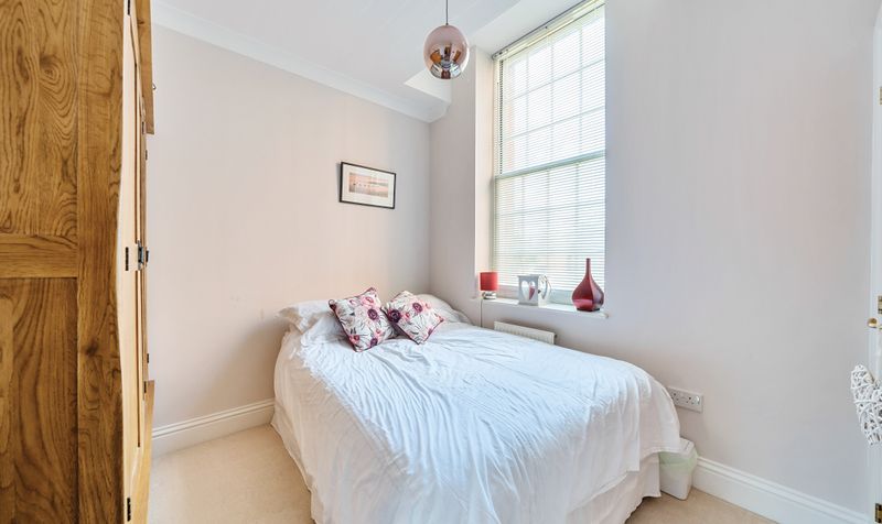 Sandy Mead, Epsom, KT19