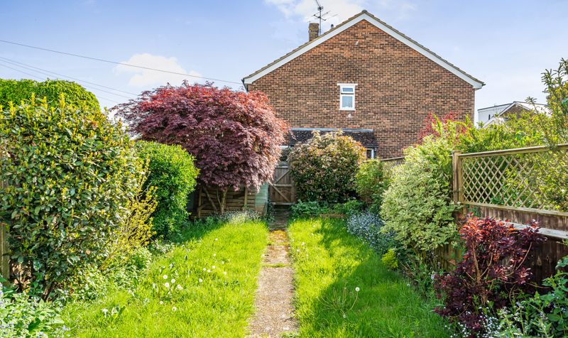 Skinners Lane, Ashtead, KT21