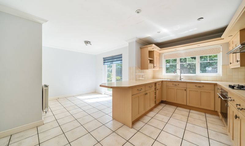 Langwood Close, Ashtead, KT21