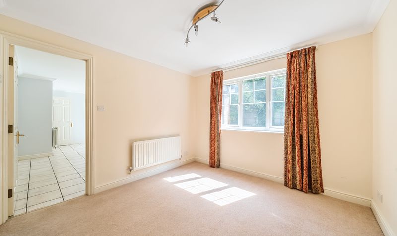 Langwood Close, Ashtead, KT21