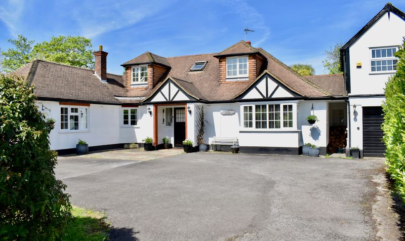 Skinners Lane, Ashtead, KT21