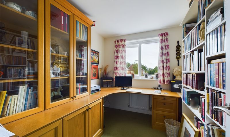 Dragoon Drive, Saighton, CH3