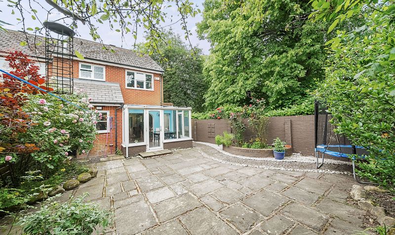 Ladbroke Road, Epsom, KT18