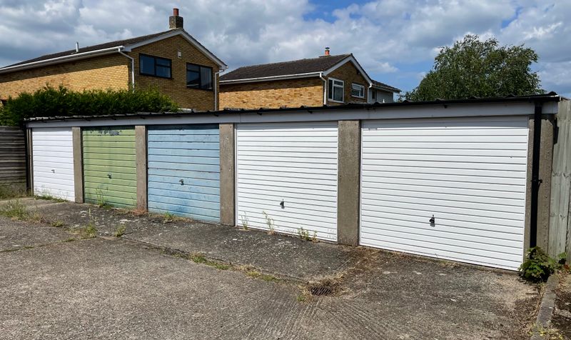 2 Bedroom Maisonette For Sale &ndash; Bramfield, Hitchin, SG4 3