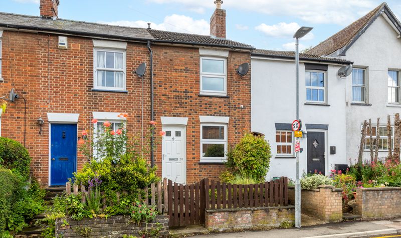 2 Bedroom House For Sale &ndash; Ickleford Road, Hitchin, SG5