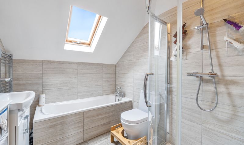 Garlichill Road, Epsom, KT18