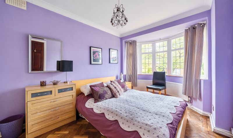 Garlichill Road, Epsom, KT18