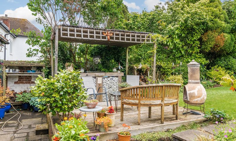 Garlichill Road, Epsom, KT18