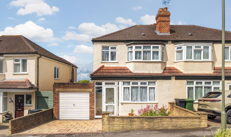 The Greenway, Epsom, KT18