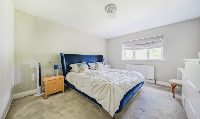 West Hill Avenue, Epsom, KT19