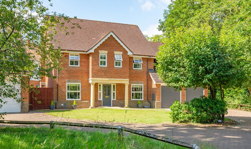 Grove Close, Epsom, KT19