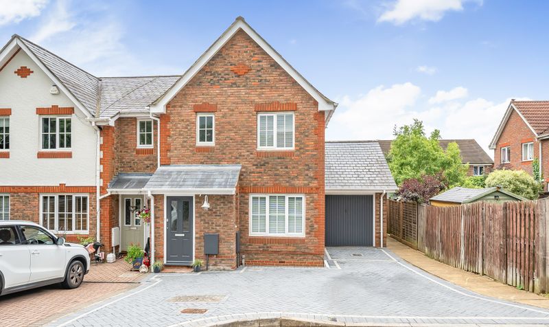 Galen Close, Epsom, KT19