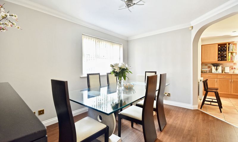 Quarry Gardens, Leatherhead, KT22