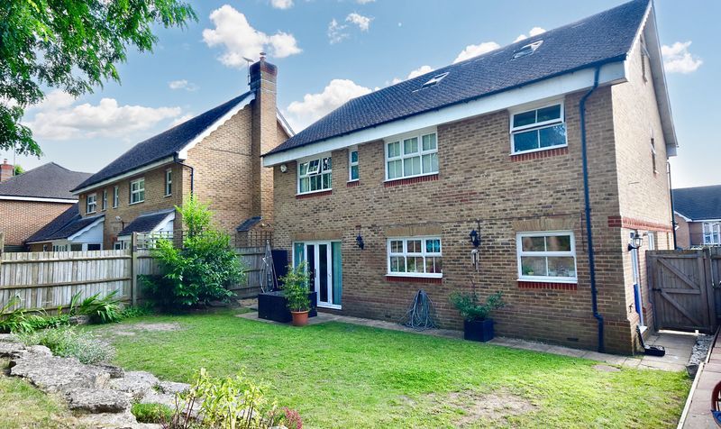 Quarry Gardens, Leatherhead, KT22