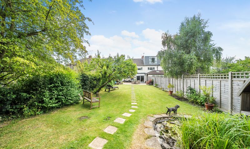 Newton Wood Road, Ashtead, KT21