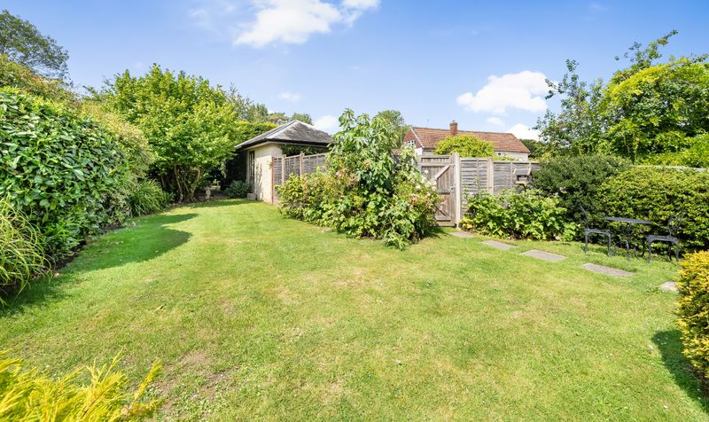 Bell Lane, Fetcham, KT22