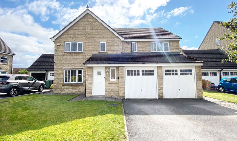 Birkhead Close, Kirkburton, HD8