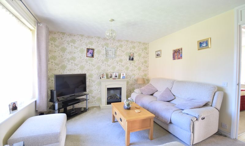 Henbit Close, Rowan Mead Henbit Close, KT20