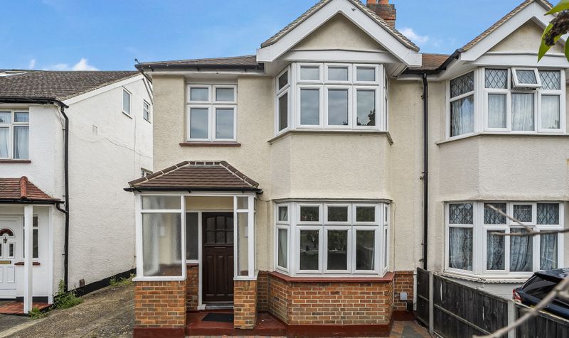 Danetree Road, Epsom, KT19