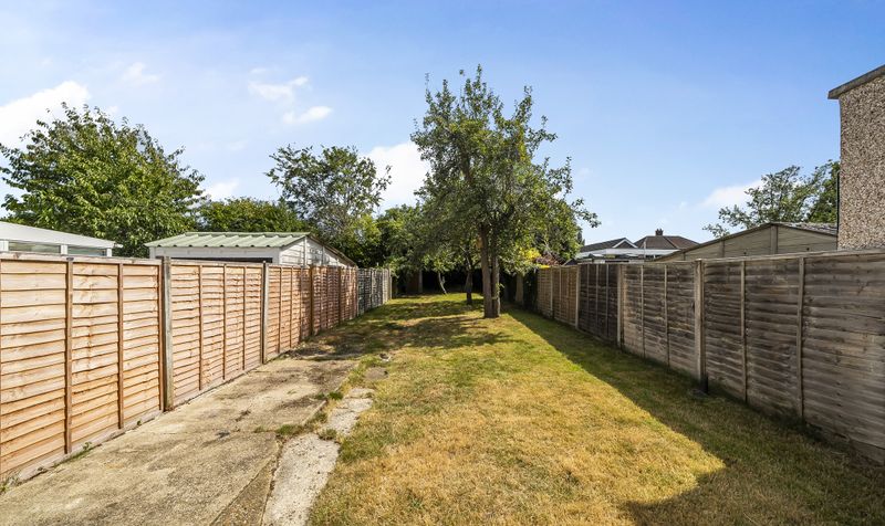 Danetree Road, Epsom, KT19